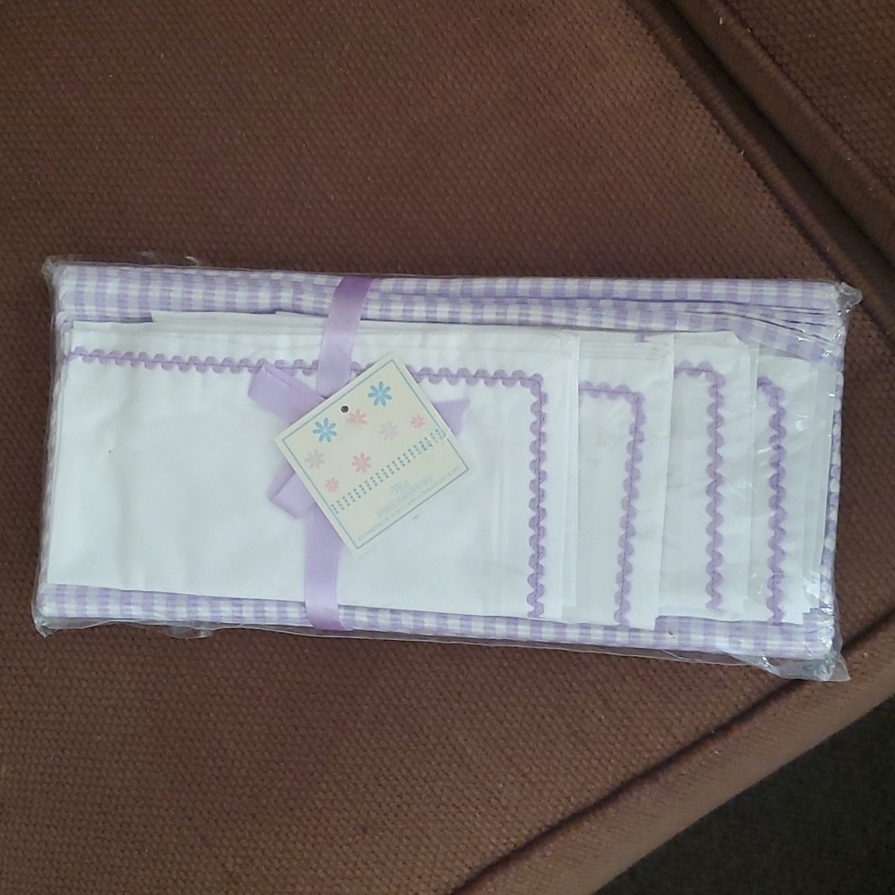 WB 8 PIECE PLACEMAT SET